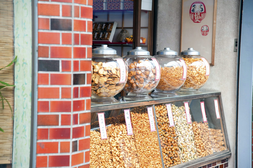 Shimokita rice cracker shop